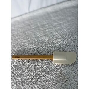 EKCO Rubber Spatula Cream White Silicone Head Wood Handle Kitchen Tool 10 Inch